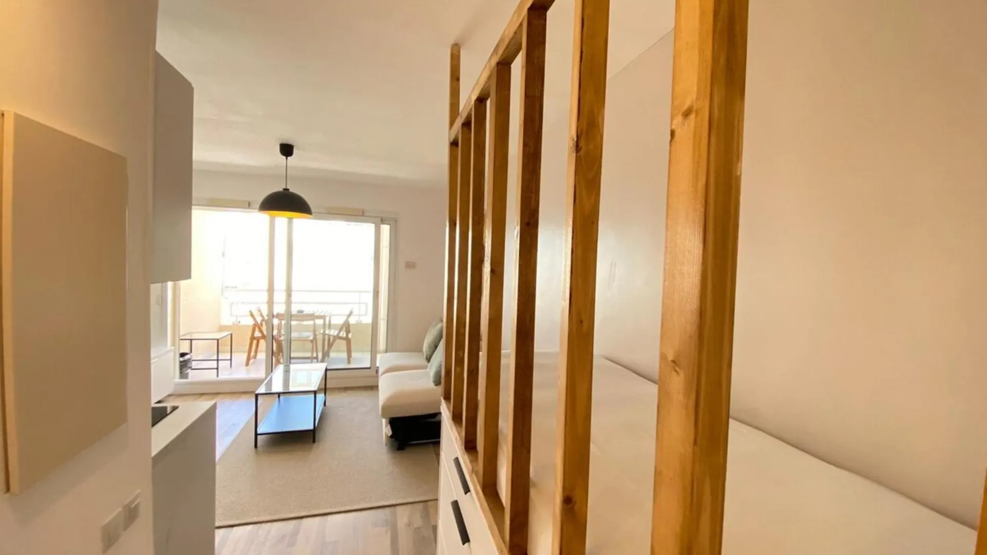 06Ai - Beautiful Renovated Studio - Sea And Pool View Vallauris