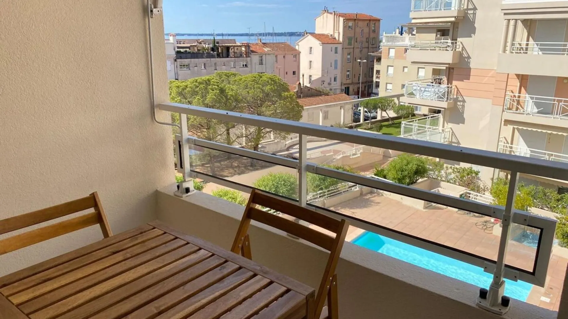 Apartment 06Ai - Beautiful Renovated Studio - Sea And Pool View Vallauris