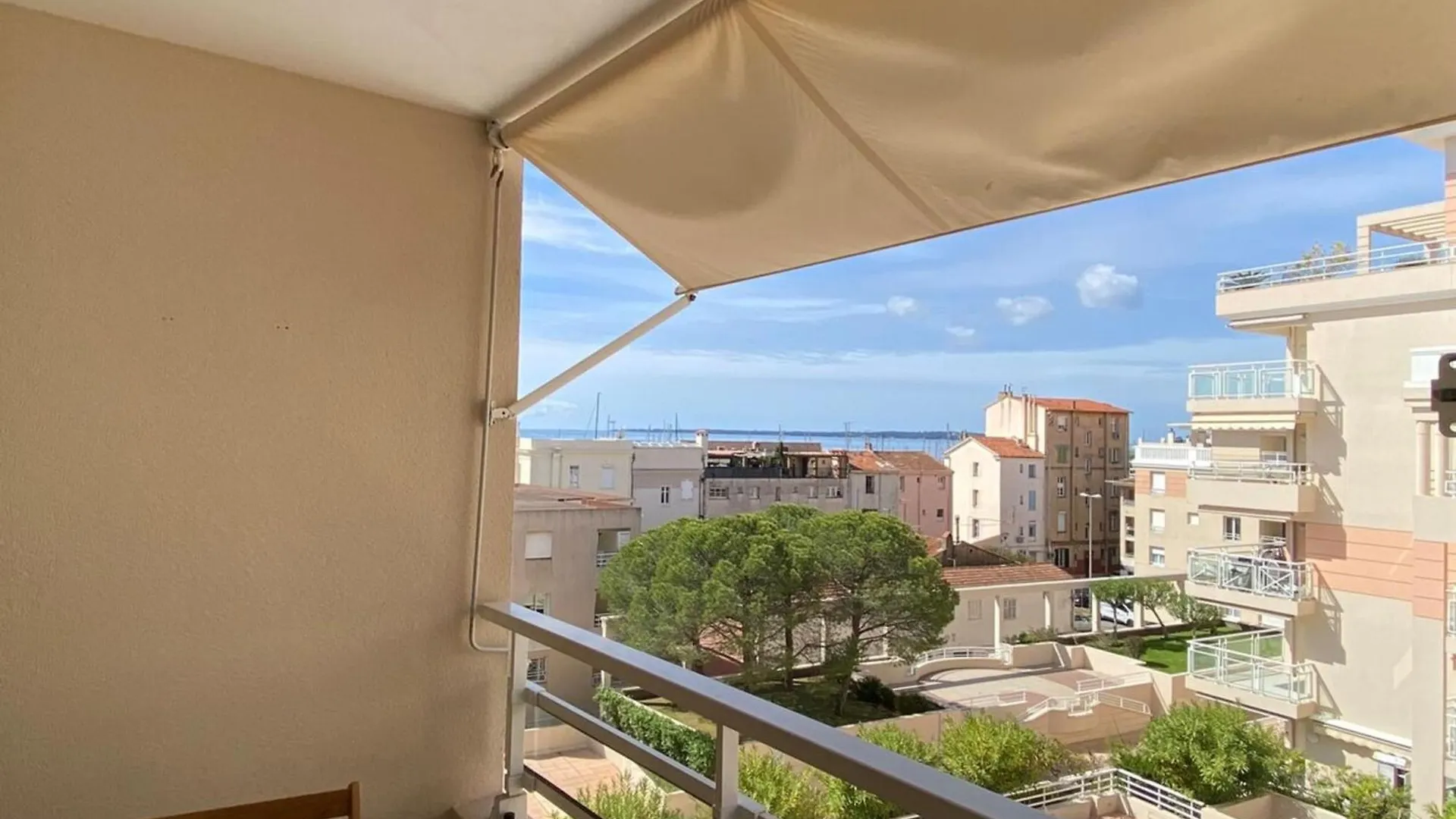 06Ai - Beautiful Renovated Studio - Sea And Pool View Vallauris 0*,