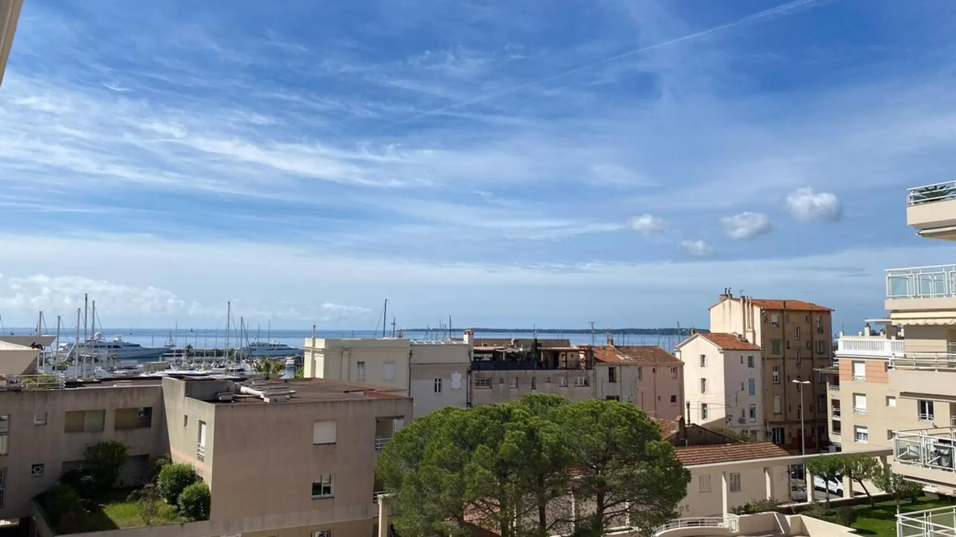 06Ai - Beautiful Renovated Studio - Sea And Pool View Vallauris